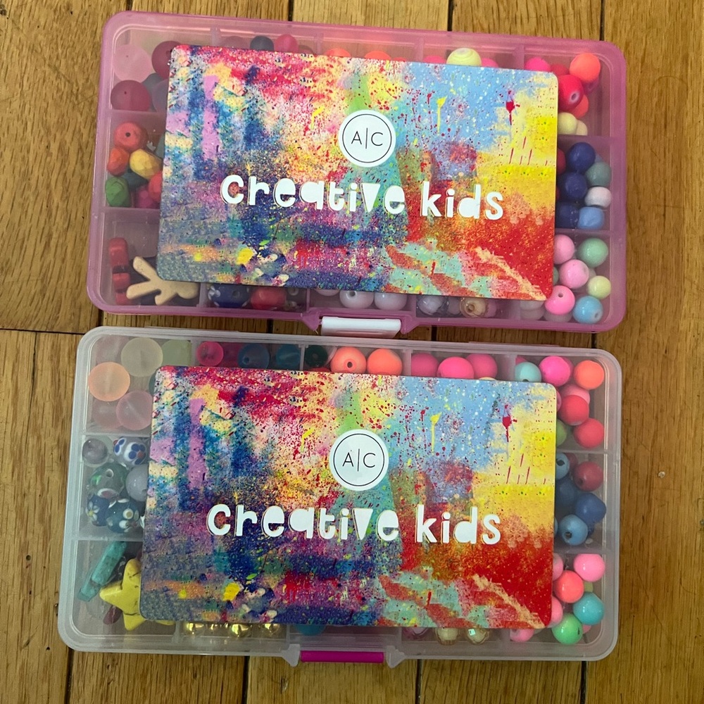 2 Creative Kids  Multicolor Arts & Crafts Kit Funky Beads